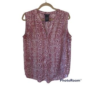 Chelsea & Theodore Snake Print Vneck Tank Top Size Large